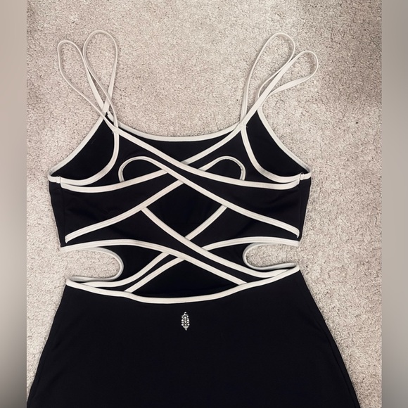 Free People / FP Movement One More Serve Dress - Black - Size Medium - Picture 11 of 11